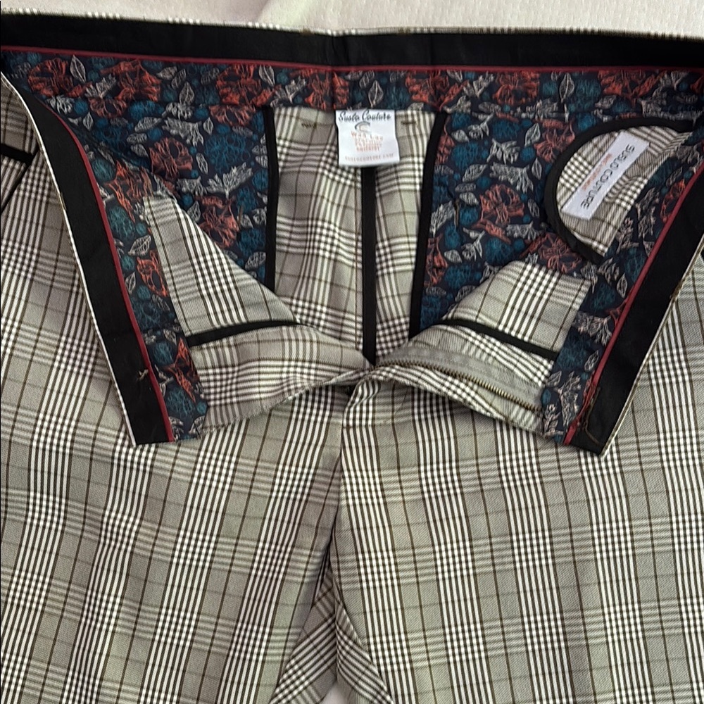 Men's Beige plaid Pants - Picture 6 of 6